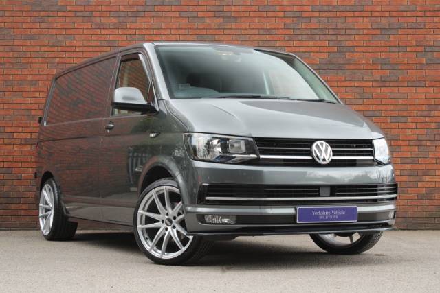 Volkswagen Transporter 2.0 TDI T28 BlueMotion Tech Highline FWD SWB Euro 6 (s/s) 5dr Van Diesel Grey