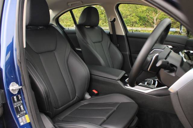 2023 BMW 3 Series 2.0 330e 12kWh Sport Auto Euro 6 (s/s) 4dr