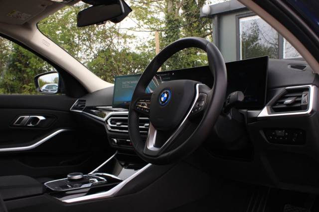 2023 BMW 3 Series 2.0 330e 12kWh Sport Auto Euro 6 (s/s) 4dr