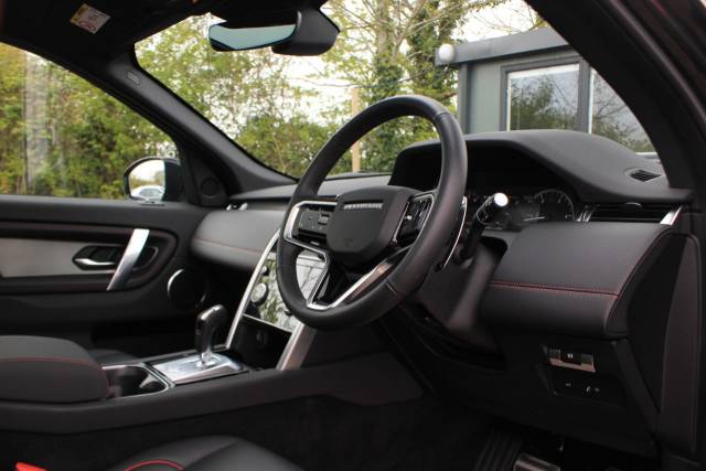 2022 Land Rover Discovery Sport 2.0 D200 MHEV R-Dynamic SE Auto 4WD Euro 6 (s/s) 5dr