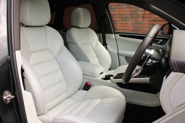 2016 Porsche Macan 3.0 TD V6 S PDK 4WD Euro 6 (s/s) 5dr