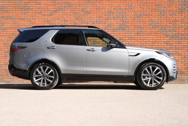2021 Land Rover Discovery 3.0 D250 MHEV R-Dynamic SE Auto 4WD Euro 6 (s/s) 5dr