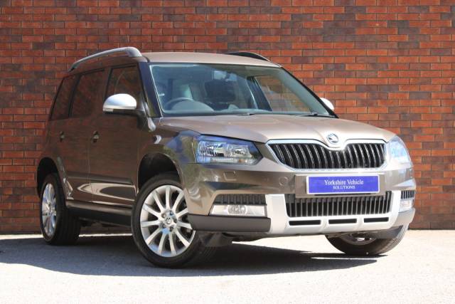 Skoda Yeti Outdoor 1.2 TSI SE Outdoor DSG Euro 6 (s/s) 5dr Hatchback Petrol Brown