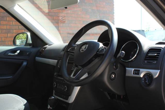2015 Skoda Yeti Outdoor 1.2 TSI SE Outdoor DSG Euro 6 (s/s) 5dr