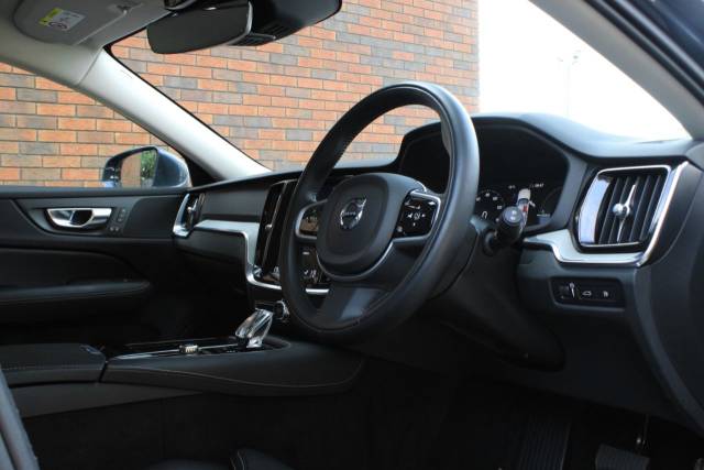 2021 Volvo V60 2.0 T6 Recharge PHEV Inscription 5dr AWD Auto