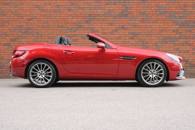 2017 Mercedes-Benz SLC 2.0 SLC200 AMG Line G-Tronic Euro 6 (s/s) 2dr