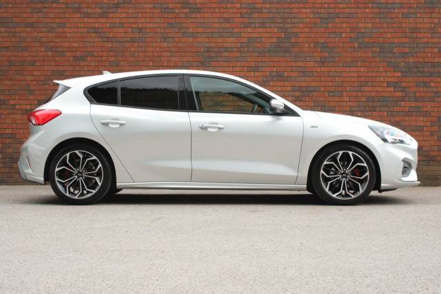 2021 Ford Focus 1.0T EcoBoost MHEV ST-Line X Edition Euro 6 (s/s) 5dr