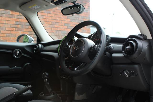 2018 Mini Hatchback 1.5 Cooper Euro 6 (s/s) 3dr