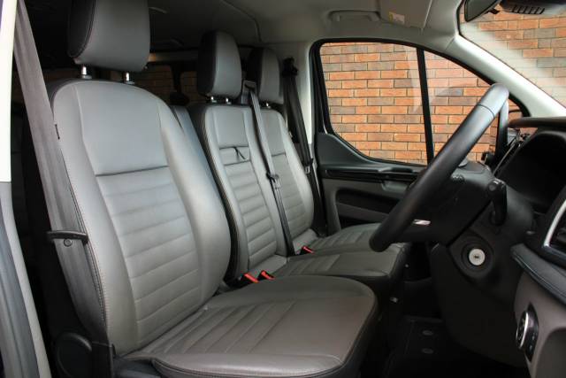 2022 Ford Tourneo Custom 2.0 320 EcoBlue Titanium L2 Euro 6 (s/s) 5dr