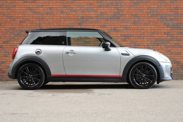 2022 Mini Hatchback 2.0 Cooper S Exclusive Steptronic Euro 6 (s/s) 3dr