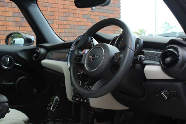 2022 Mini Hatchback 2.0 Cooper S Exclusive Steptronic Euro 6 (s/s) 3dr