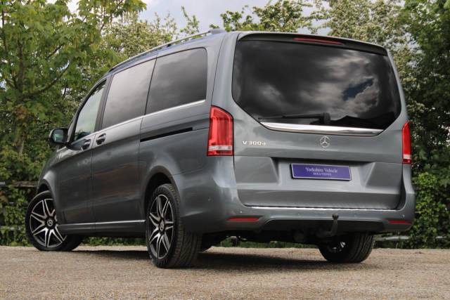 2020 Mercedes-Benz V Class 2.0 V300d AMG Line G-Tronic+ Euro 6 (s/s) 5dr LWB