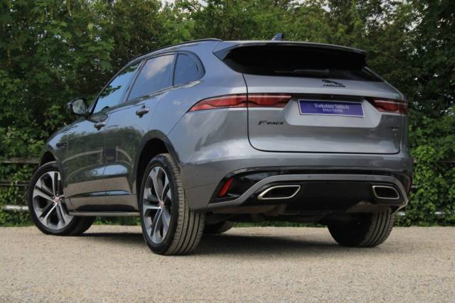 2021 Jaguar F-Pace 3.0 D300 MHEV R-Dynamic SE Auto AWD Euro 6 (s/s) 5dr
