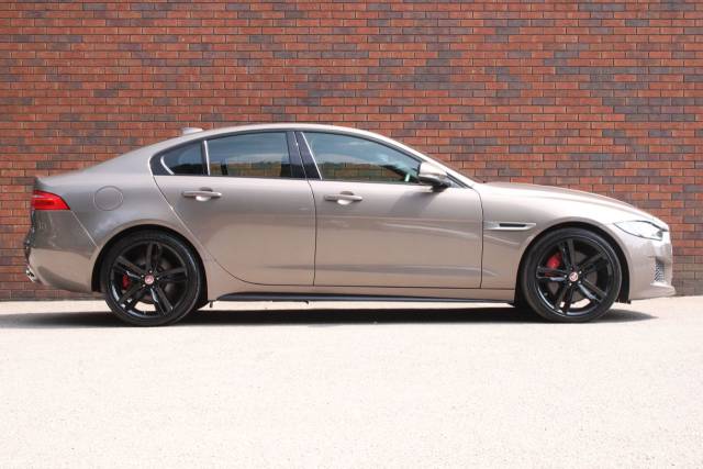 2016 Jaguar XE 3.0 V6 S Auto Euro 6 (s/s) 4dr