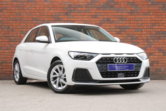 Audi A1 1.0 TFSI 25 Sport Sportback S Tronic Euro 6 (s/s) 5dr Hatchback Petrol White