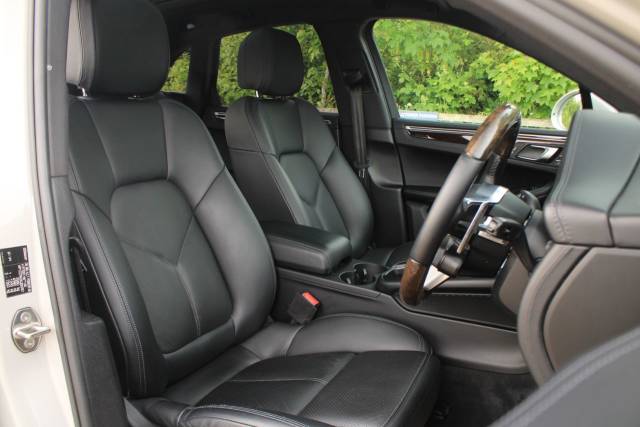 2019 Porsche Macan 3.0T V6 S PDK 4WD Euro 6 (s/s) 5dr