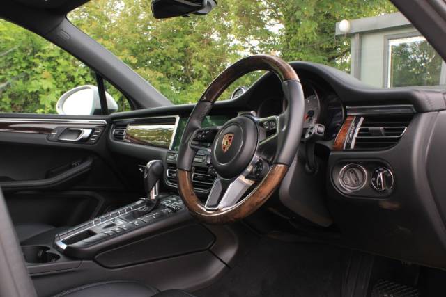 2019 Porsche Macan 3.0T V6 S PDK 4WD Euro 6 (s/s) 5dr