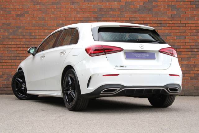 2019 Mercedes-Benz A Class 1.5 A180d AMG Line (Premium) 7G-DCT Euro 6 (s/s) 5dr