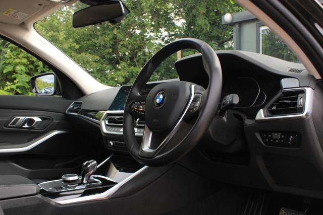 2020 BMW 3 Series 2.0 320d MHT Sport Touring Auto Euro 6 (s/s) 5dr