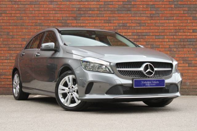 Mercedes-Benz A Class 1.5 A180d Sport (Executive) 7G-DCT Euro 6 (s/s) 5dr Hatchback Diesel Grey