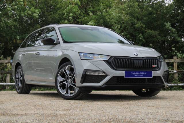 Skoda Octavia 1.4 TSI iV 13kWh vRS DSG Euro 6 (s/s) 5dr Estate Petrol / Electric Hybrid Grey