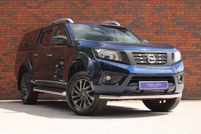 Nissan Navara 2.3 dCi Tekna Auto 4WD Euro 5 4dr Pick Up Diesel Blue