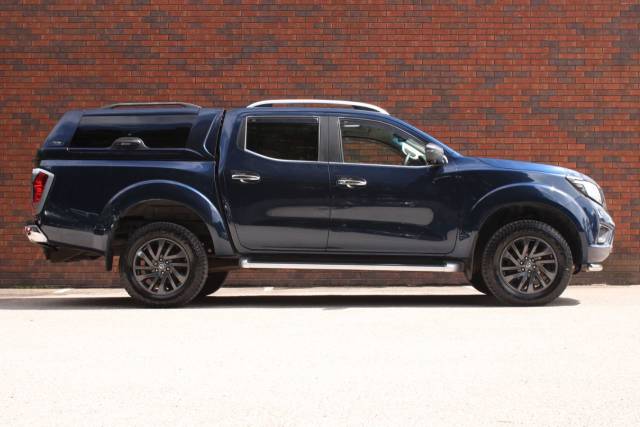 2016 Nissan Navara 2.3 dCi Tekna Auto 4WD Euro 5 4dr