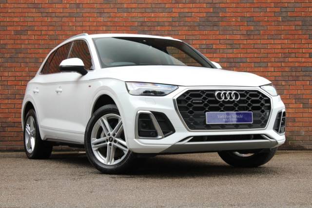 Audi Q5 2.0 TFSIe 50 S line S Tronic quattro Euro 6 (s/s) 5dr 17.9kWh Four Wheel Drive Petrol / Electric Hybrid White