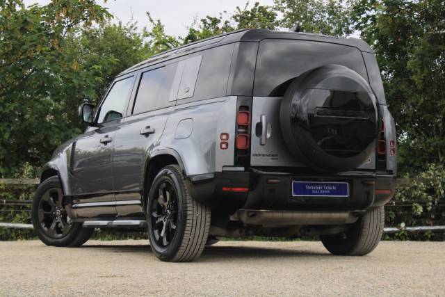 2023 Land Rover Defender 2.0 P400e 15.4kWh X-Dynamic HSE Auto 4WD Euro 6 (s/s) 5dr