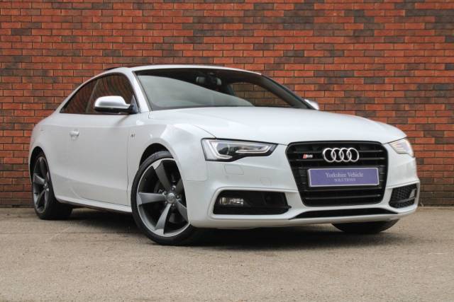 Audi S5 3.0 TFSI V6 Black Edition S Tronic quattro Euro 6 (s/s) 2dr Coupe Petrol White