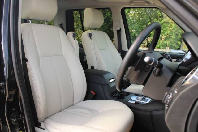 2015 Land Rover Discovery 4 3.0 SD V6 HSE Auto 4WD Euro 5 (s/s) 5dr