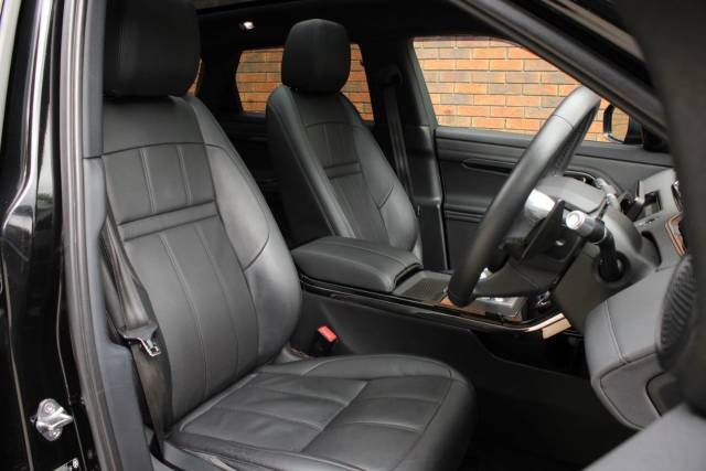 2019 Land Rover Range Rover Evoque 2.0 D180 R-Dynamic SE Auto 4WD Euro 6 (s/s) 5dr