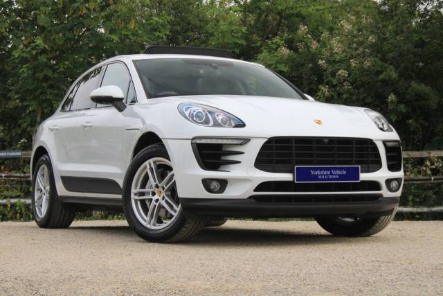 Porsche Macan 3.0 V6 S PDK 4WD Euro 6 (s/s) 5dr Four Wheel Drive Petrol White