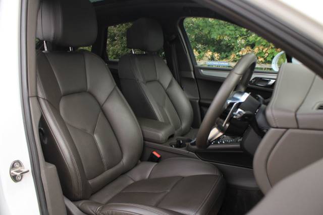 2015 Porsche Macan 3.0 V6 S PDK 4WD Euro 6 (s/s) 5dr