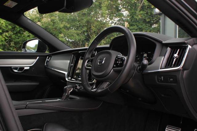 2019 Volvo V90 2.0 T4 R-Design Plus Auto Euro 6 (s/s) 5dr