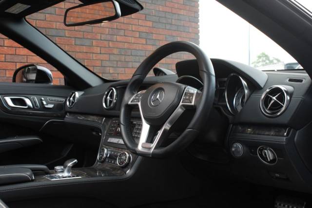 2013 Mercedes-Benz SL Class 3.5 SL350 V6 BlueEfficiency G-Tronic Euro 5 (s/s) 2dr