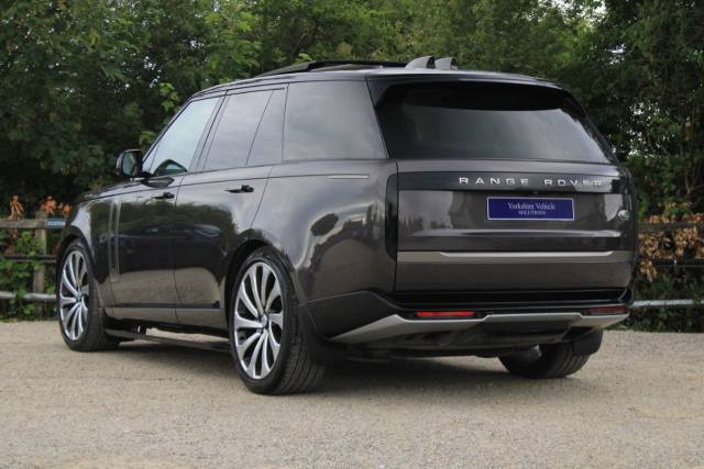2022 Land Rover Range Rover 4.4 P530 V8 Autobiography Auto 4WD Euro 6 (s/s) 5dr