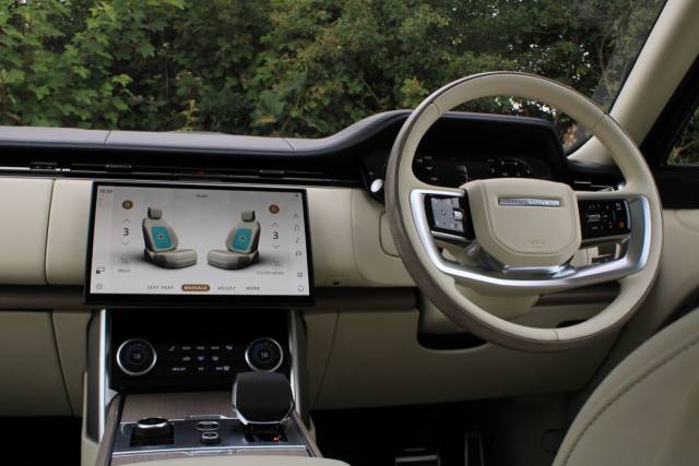 2022 Land Rover Range Rover 4.4 P530 V8 Autobiography Auto 4WD Euro 6 (s/s) 5dr