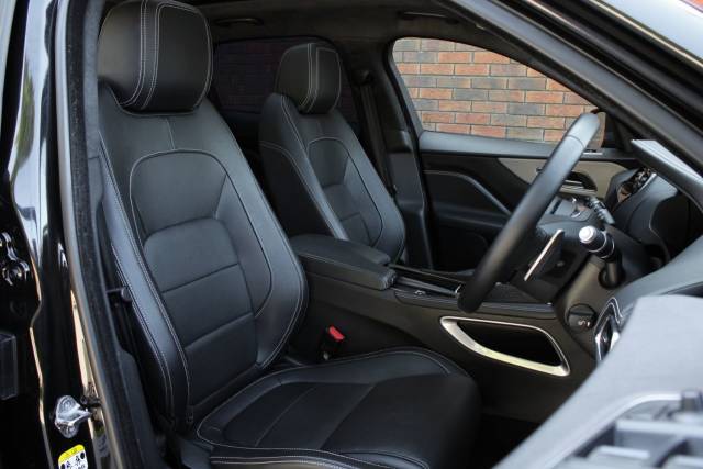 2020 Jaguar F-Pace 2.0 D180 Chequered Flag Auto AWD Euro 6 (s/s) 5dr