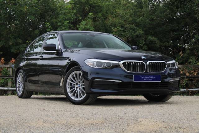 BMW 5 Series 3.0 530d SE Auto Euro 6 (s/s) 4dr Saloon Diesel Blue
