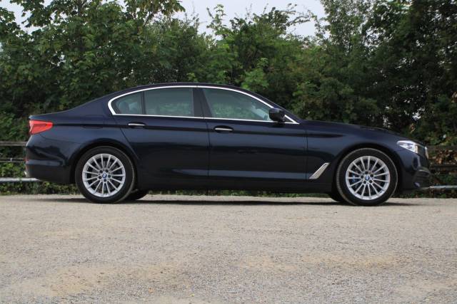 2017 BMW 5 Series 3.0 530d SE Auto Euro 6 (s/s) 4dr