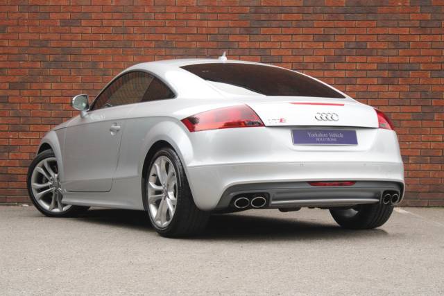 2011 Audi TTS 2.0 TFSI S Tronic quattro Euro 5 3dr