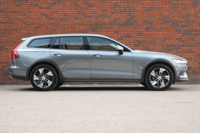 2019 Volvo V60 Cross Country 2.0 D4 Plus Auto AWD Euro 6 (s/s) 5dr