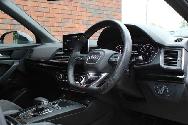 2019 Audi Q5 2.0 TDI 40 Black Edition S Tronic quattro Euro 6 (s/s) 5dr