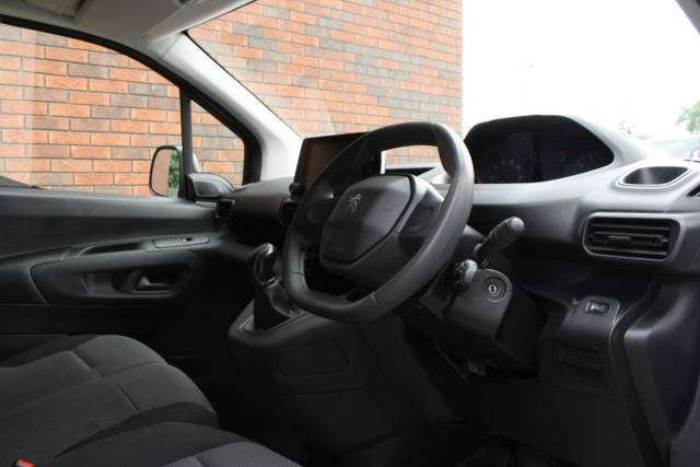 2021 Peugeot Partner 1.5 BlueHDi 950 Professional Long Panel Van LWB Euro 6 6dr