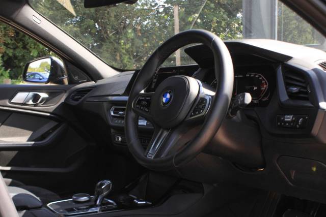 2021 BMW 1 Series 2.0 M135i Auto xDrive Euro 6 (s/s) 5dr