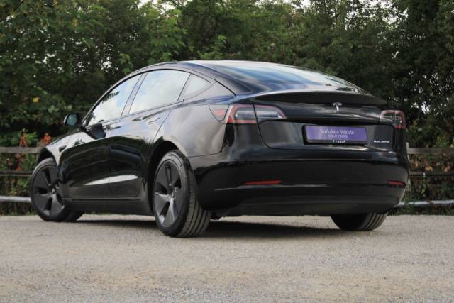 2020 Tesla Model 3 (Dual Motor) Long Range Auto 4WDE 4dr