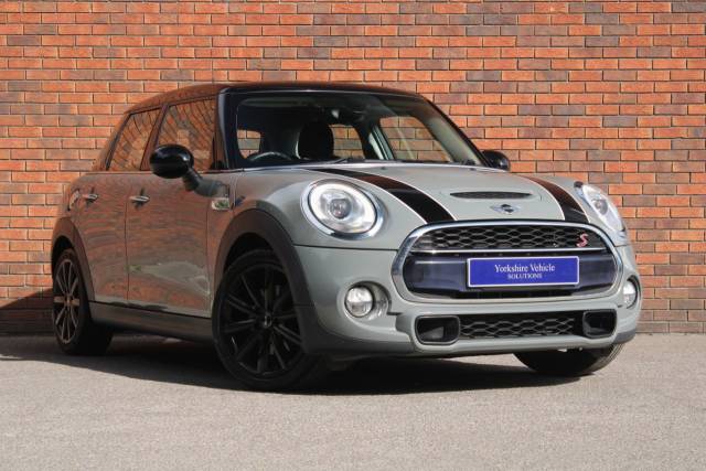 Mini Hatchback 2.0 Cooper S Auto Euro 6 (s/s) 5dr Hatchback Petrol Grey