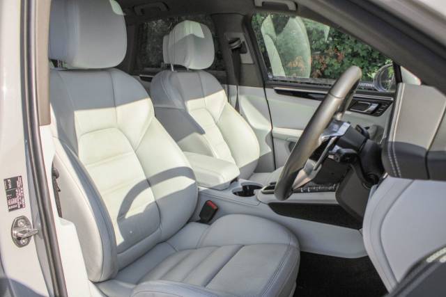 2021 Porsche Macan 3.0T V6 S PDK 4WD Euro 6 (s/s) 5dr