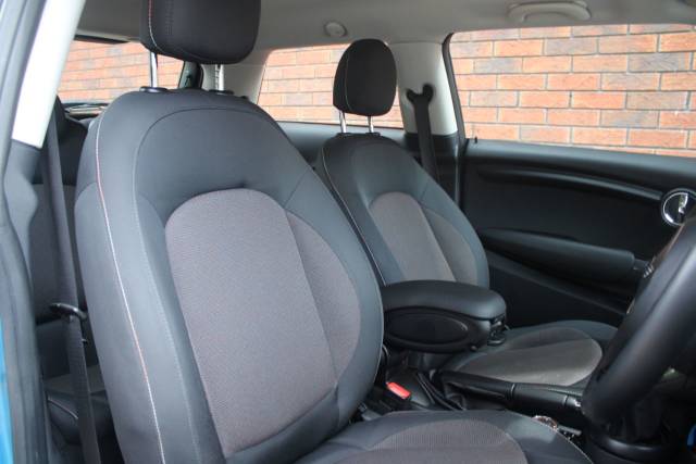 2016 Mini Hatchback 1.5 Cooper 3dr Auto